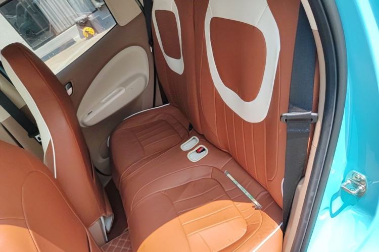 Used Wuling Hongguang MINIEV 2025 Four-Door Version Advanced Edition Left Rear Seat