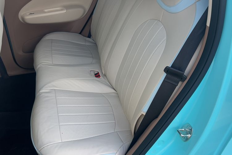 Used Wuling Hongguang MINIEV 2025 Four-Door Version Premium Edition Left Rear Seat