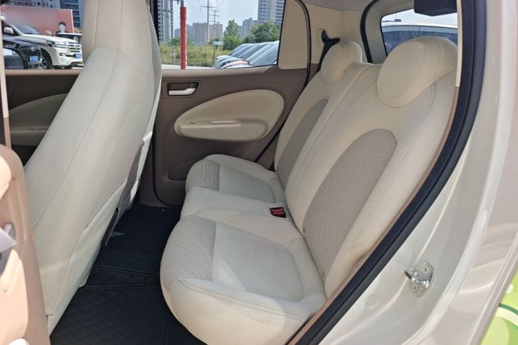 Used Wuling Hongguang MINIEV 2025 Four-Door Version Premium Edition Left Rear Seat