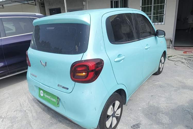 Used Wuling Hongguang MINIEV 2025 Four-Door Version Premium Edition Rear Right 45 Deg