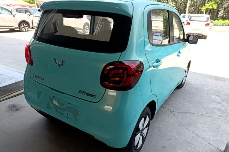 Used Wuling Hongguang MINIEV 2025 Four-Door Version Advanced Edition Rear Right 45 Deg