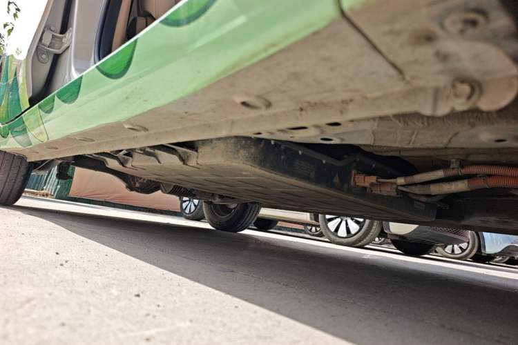 Used Wuling Hongguang MINIEV 2025 Four-Door Version Premium Edition Right Side Sill