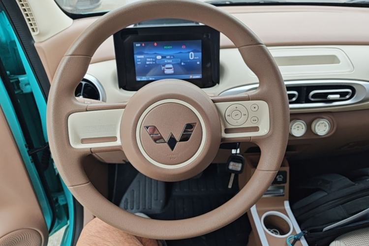 Used Wuling Hongguang MINIEV 2025 Four-Door Version Advanced Edition Steering Wheel