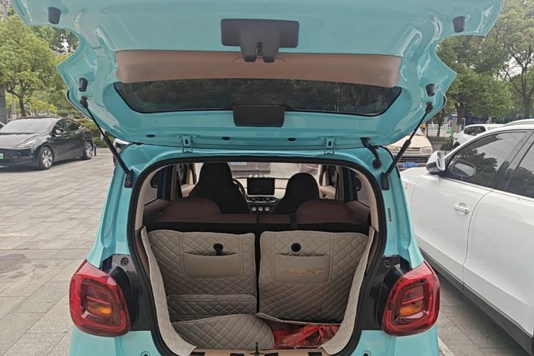 Used Wuling Hongguang MINIEV 2025 Four-Door Version Advanced Edition Trunk