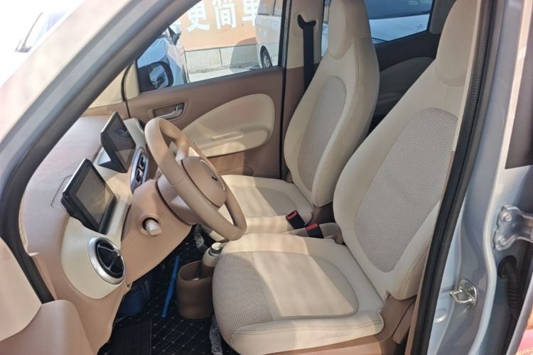 Used Wuling Hongguang MINIEV 2025 Four-Door Version Premium Edition Left Front Seat