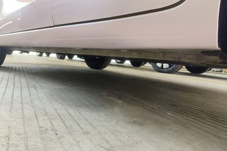 Used Wuling Hongguang MINIEV 2025 Four-Door Version Zhenxiang+ Edition Left Side Sill