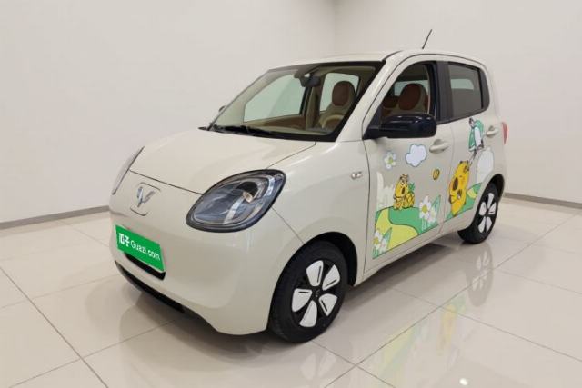 Ojetý Wuling Hongguang MINIEV 2025 Four-Door Version Advanced Edition