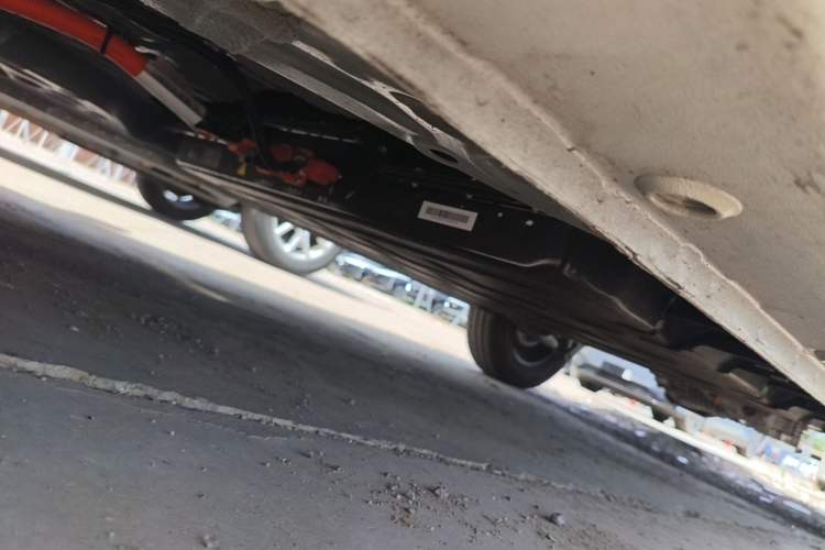 Used Wuling Hongguang MINIEV 2025 Four-Door Version Advanced Edition Chassis Front Left
