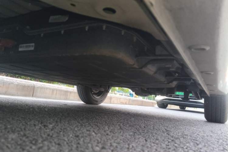 Used Wuling Hongguang MINIEV 2025 Four-Door Version Advanced Edition Chassis Front Left