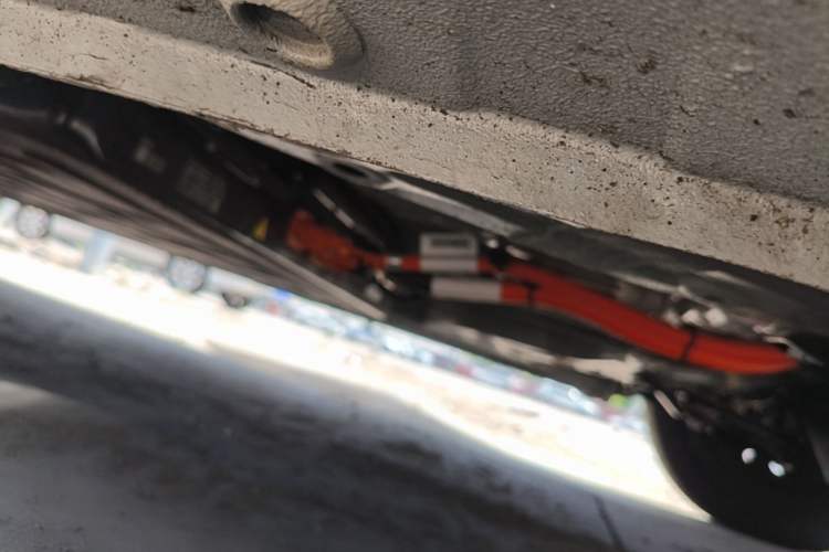 Used Wuling Hongguang MINIEV 2025 Four-Door Version Advanced Edition Chassis Front Right