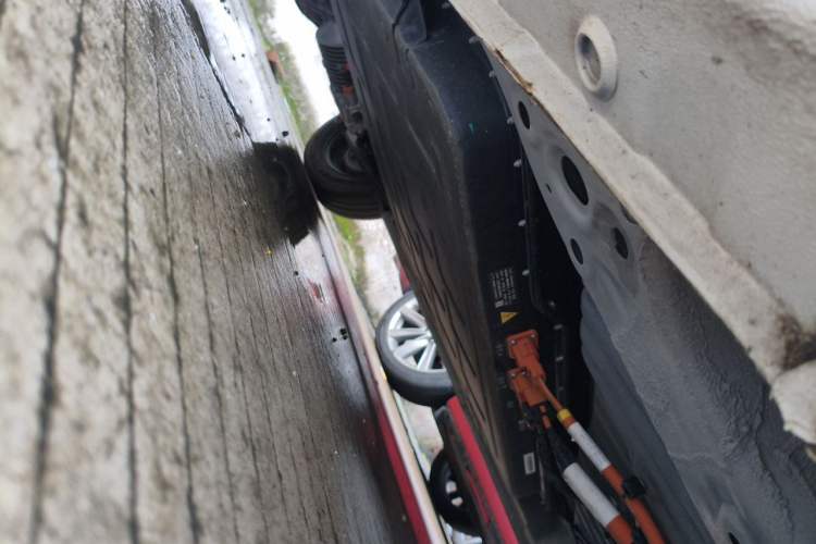 Used Wuling Hongguang MINIEV 2025 Four-Door Version Advanced Edition Chassis Front Right