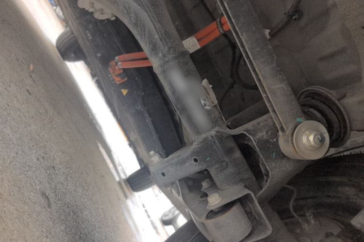 Used Wuling Hongguang MINIEV 2025 Four-Door Version Advanced Edition Chassis Rear Right