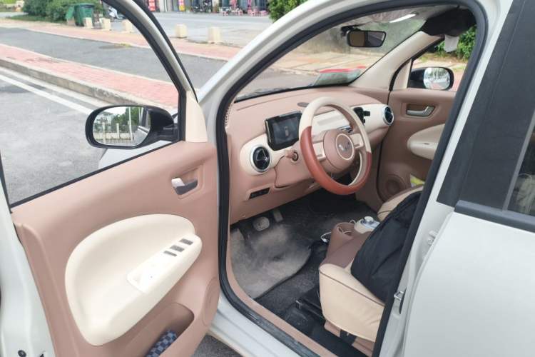 Used Wuling Hongguang MINIEV 2025 Four-Door Version Advanced Edition Driver Seat