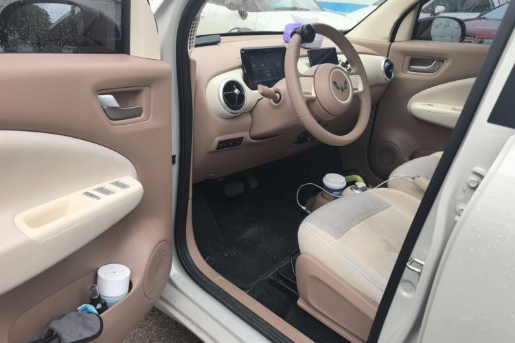Used Wuling Hongguang MINIEV 2025 Four-Door Version Advanced Edition Driver Seat