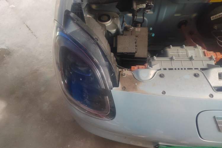 Used Wuling Hongguang MINIEV 2025 Four-Door Version Zhenxiang+ Edition Engine Bay Right