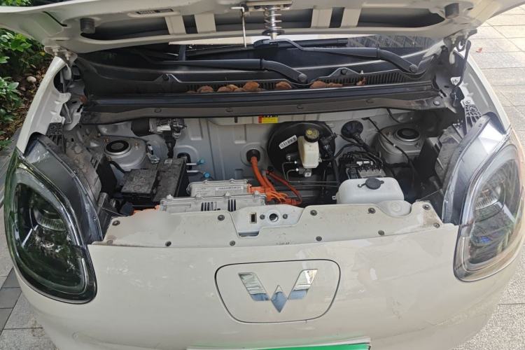 Used Wuling Hongguang MINIEV 2025 Four-Door Version Advanced Edition Engine Bay