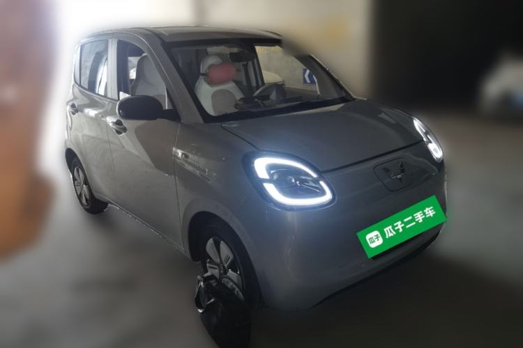 Used Wuling Hongguang MINIEV 2025 Four-Door Version Zhenxiang+ Edition Front Right 45 Deg