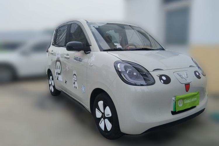 Used Wuling Hongguang MINIEV 2025 Four-Door Version Advanced Edition Front Right 45 Deg