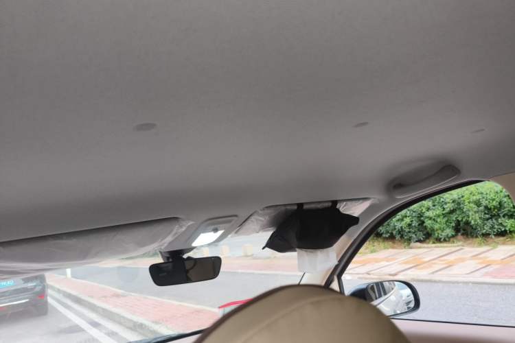 Used Wuling Hongguang MINIEV 2025 Four-Door Version Advanced Edition Headliner