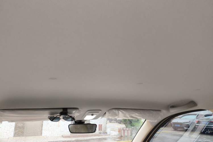 Used Wuling Hongguang MINIEV 2025 Four-Door Version Advanced Edition Headliner