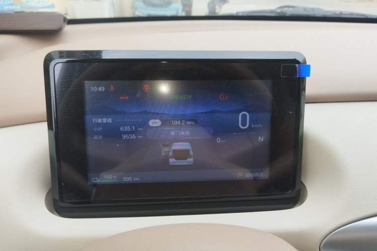 Used Wuling Hongguang MINIEV 2025 Four-Door Version Advanced Edition Instrument Cluster