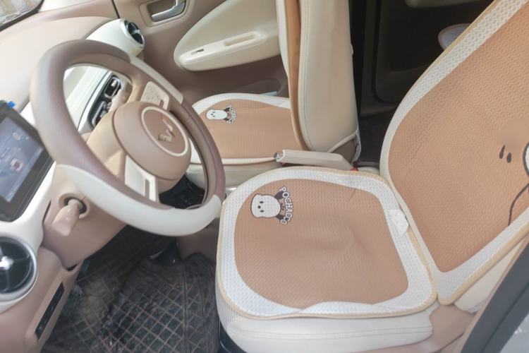 Used Wuling Hongguang MINIEV 2025 Four-Door Version Advanced Edition Left Front Seat
