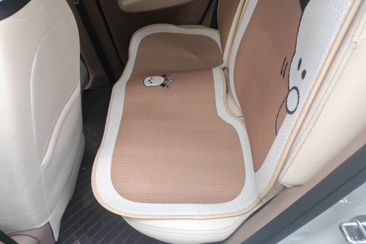 Used Wuling Hongguang MINIEV 2025 Four-Door Version Advanced Edition Left Rear Seat