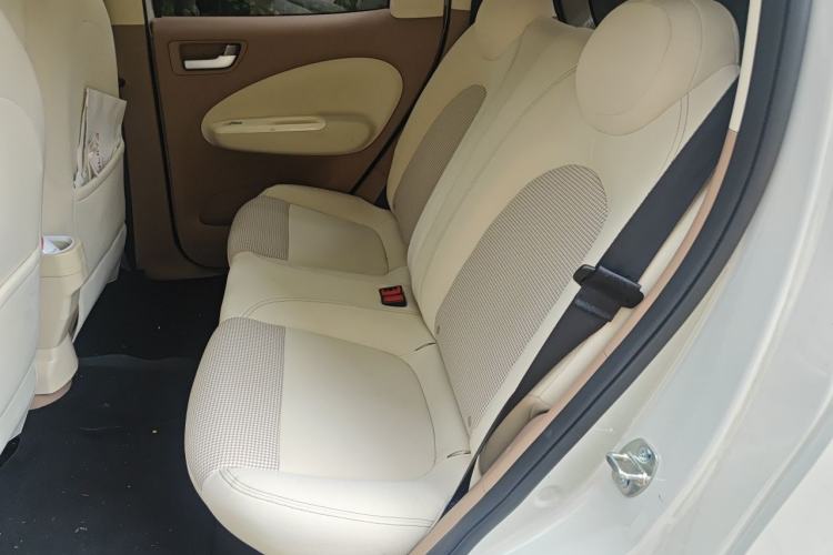 Used Wuling Hongguang MINIEV 2025 Four-Door Version Advanced Edition Left Rear Seat