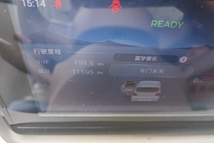 Used Wuling Hongguang MINIEV 2025 Four-Door Version Advanced Edition Odometer Close Up