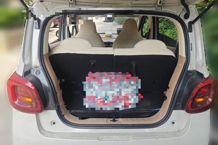 Used Wuling Hongguang MINIEV 2025 Four-Door Version Advanced Edition Trunk
