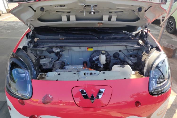 Used Wuling Hongguang MINIEV  Engine Bay