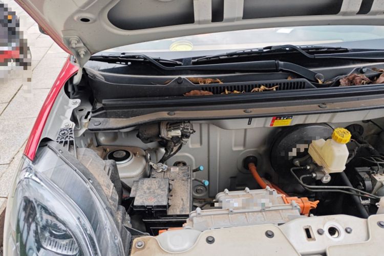 Used Wuling Hongguang MINIEV 2025 Four-Door Version Zhenxiang+ Edition Engine Bay Right