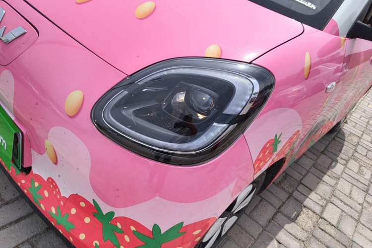 Used Wuling Hongguang MINIEV 2025 Four-Door Version Premium Edition Left Front Headlight