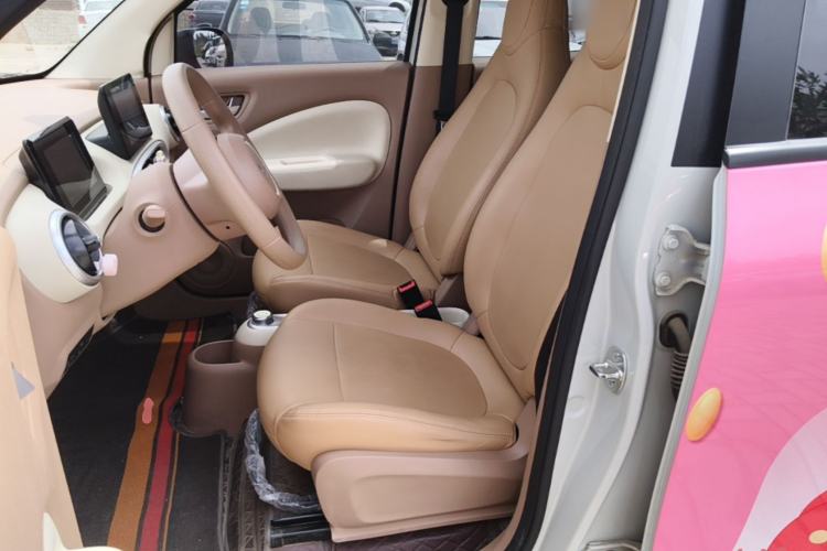 Used Wuling Hongguang MINIEV 2025 Four-Door Version Premium Edition Left Front Seat