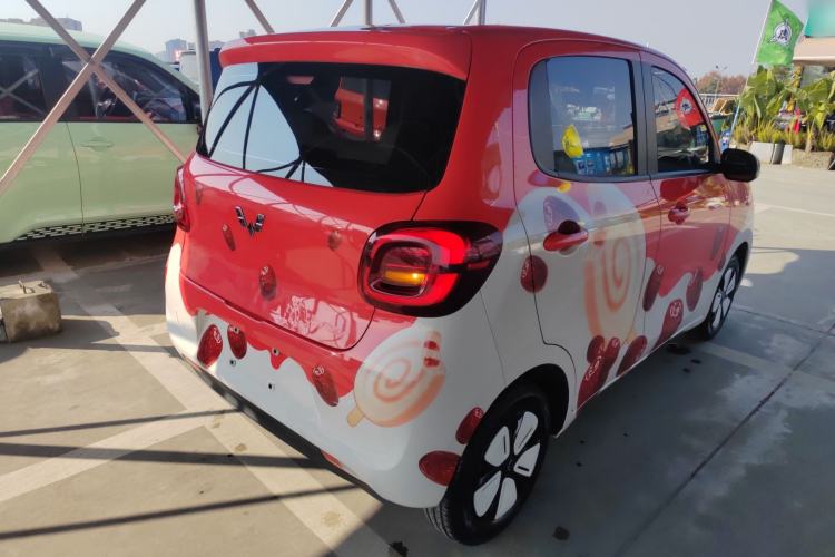 Used Wuling Hongguang MINIEV  Rear Right 45 Deg