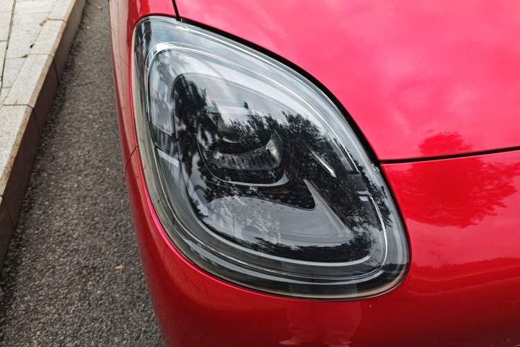 Used Wuling Hongguang MINIEV 2025 Four-Door Version Zhenxiang+ Edition Right Front Headlight