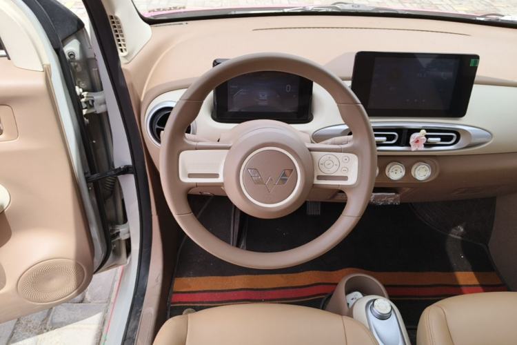 Used Wuling Hongguang MINIEV 2025 Four-Door Version Premium Edition Steering Wheel