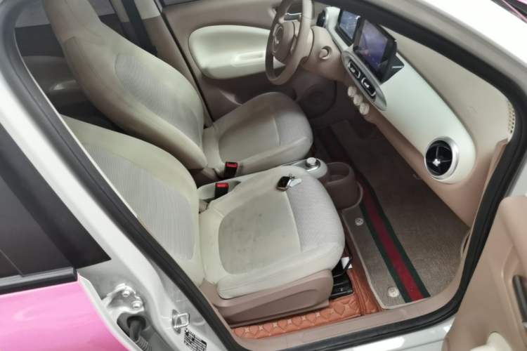 Used Wuling Hongguang MINIEV 2025 Four-Door Version Premium Edition Right Front Seat
