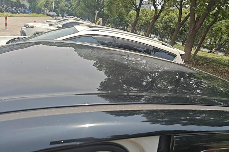 Used Wuling Hongguang MINIEV 2025 Four-Door Version Advanced Edition Roof
