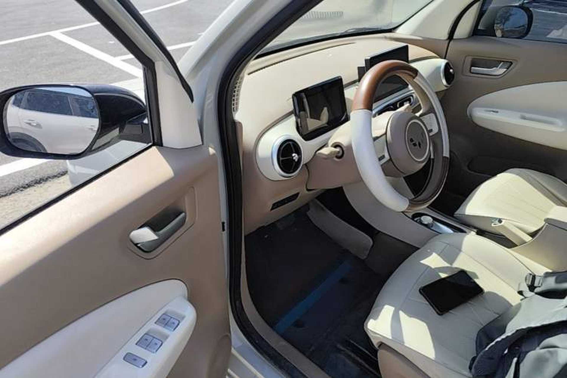 Used Wuling Hongguang MINIEV 2025 Four-Door Version Advanced Edition Driver Seat