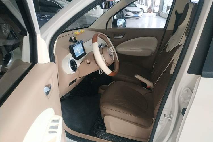 Used Wuling Hongguang MINIEV 2025 Four-Door Version Advanced Edition Driver Seat