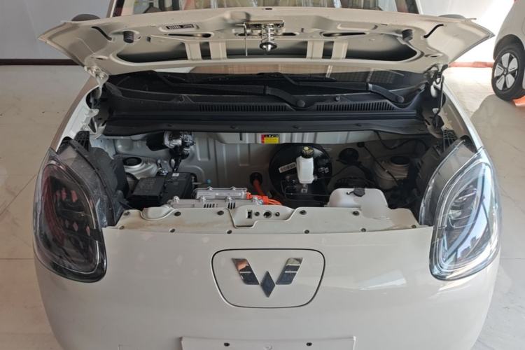 Used Wuling Hongguang MINIEV 2025 Four-Door Version Advanced Edition Engine Bay