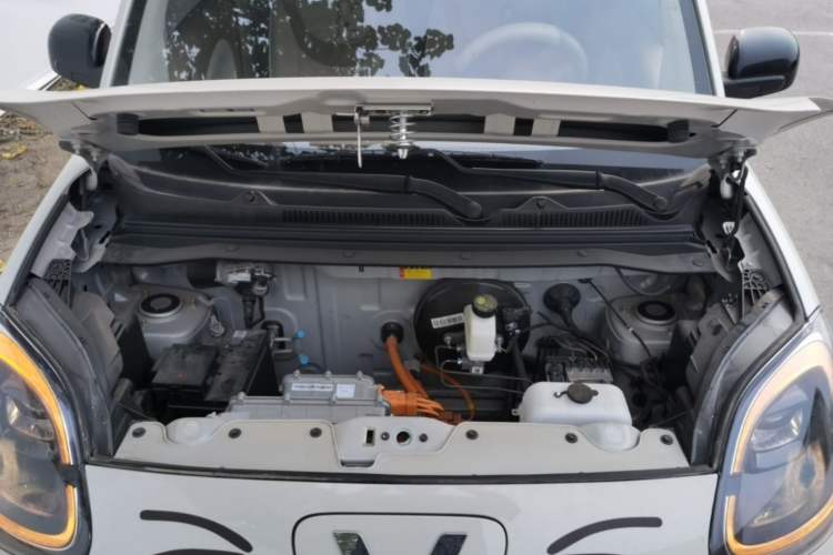 Used Wuling Hongguang MINIEV 2025 Four-Door Version Advanced Edition Engine Bay