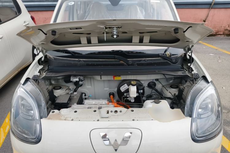 Used Wuling Hongguang MINIEV 2025 Four-Door Version Advanced Edition Engine Bay