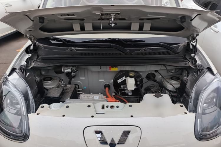 Used Wuling Hongguang MINIEV 2025 Four-Door Version Advanced Edition Engine Bay