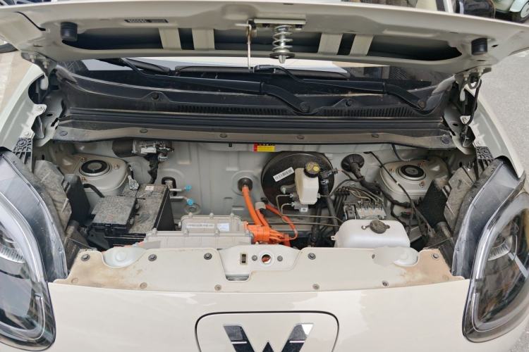 Used Wuling Hongguang MINIEV 2025 Four-Door Version Advanced Edition Engine Bay