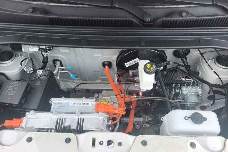 Used Wuling Hongguang MINIEV 2025 Four-Door Version Advanced Edition Engine Bay