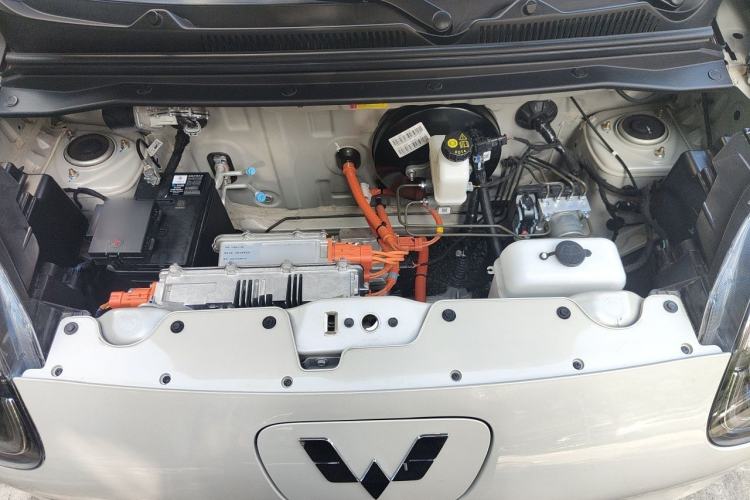 Used Wuling Hongguang MINIEV 2025 Four-Door Version Advanced Edition Engine Bay