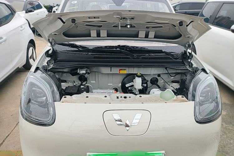 Used Wuling Hongguang MINIEV 2025 Four-Door Version Advanced Edition Engine Bay