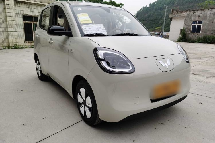 Used Wuling Hongguang MINIEV 2025 Four-Door Version Advanced Edition Exterior 1